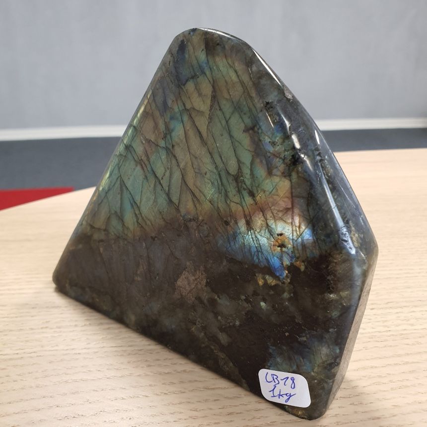 Labradorite 1kg