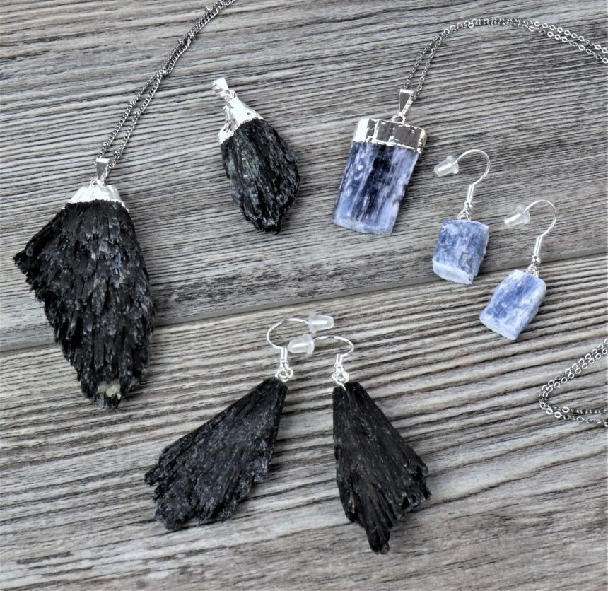 Adriano - Pendentif Cyanite (Petit Modèle)